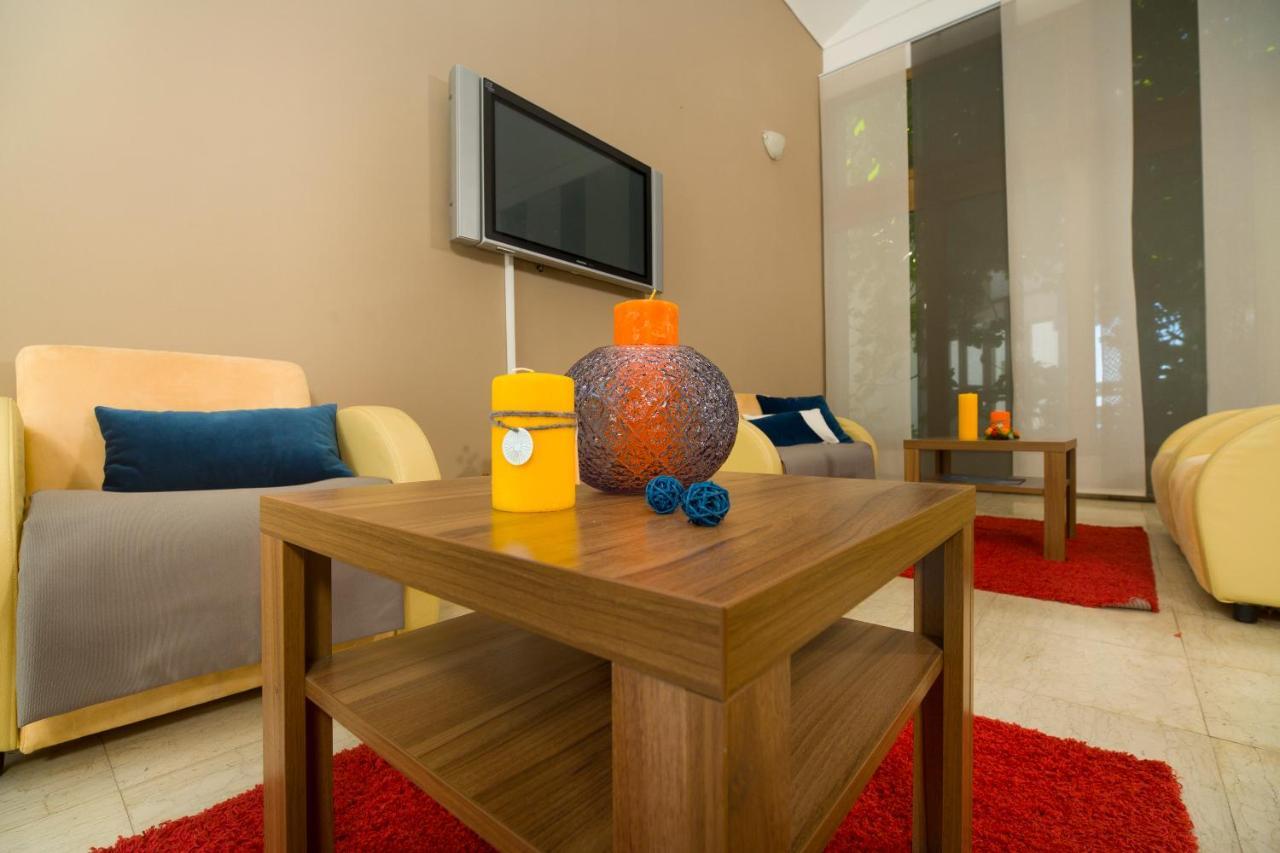 Hotel Laguna غراداك المظهر الخارجي الصورة
